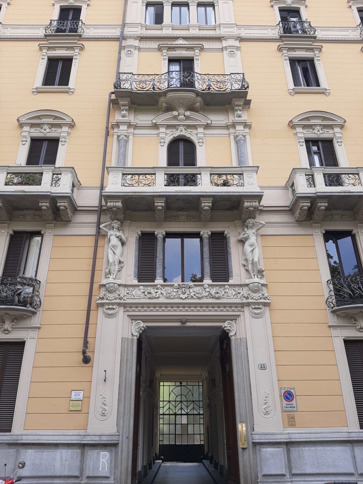 PALAZZO 3